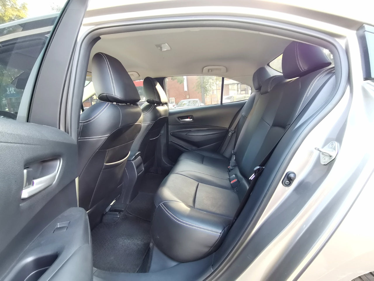 Corolla 2022 интерьер