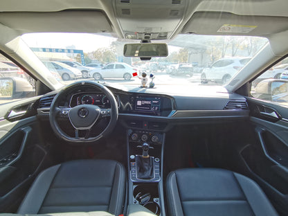 Jetta 2022 центральная консоль