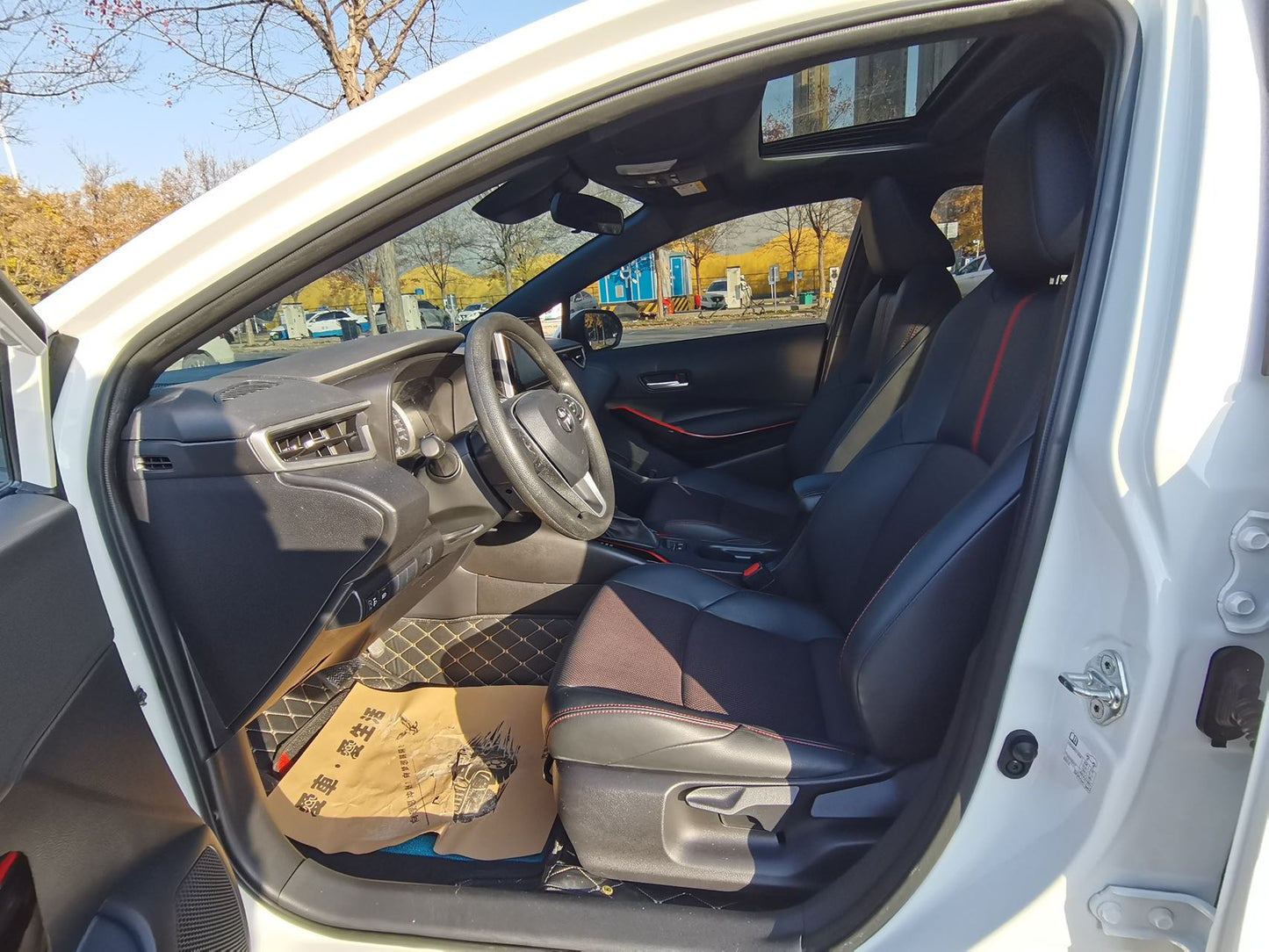 丰田 雷凌 2023款 185T CVT运动版