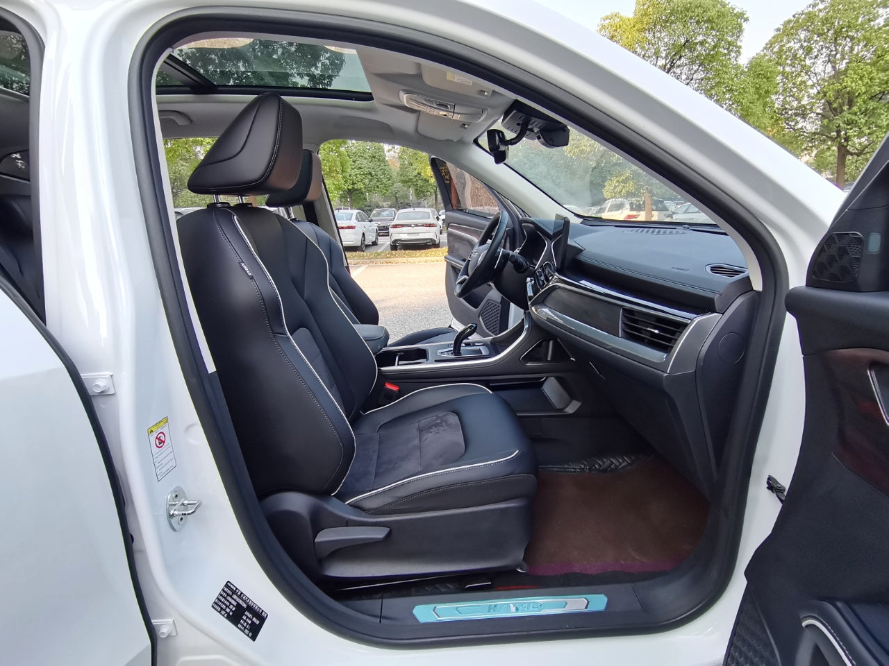 哈弗H6 2021款 国潮版 1.5T 自动冠军版