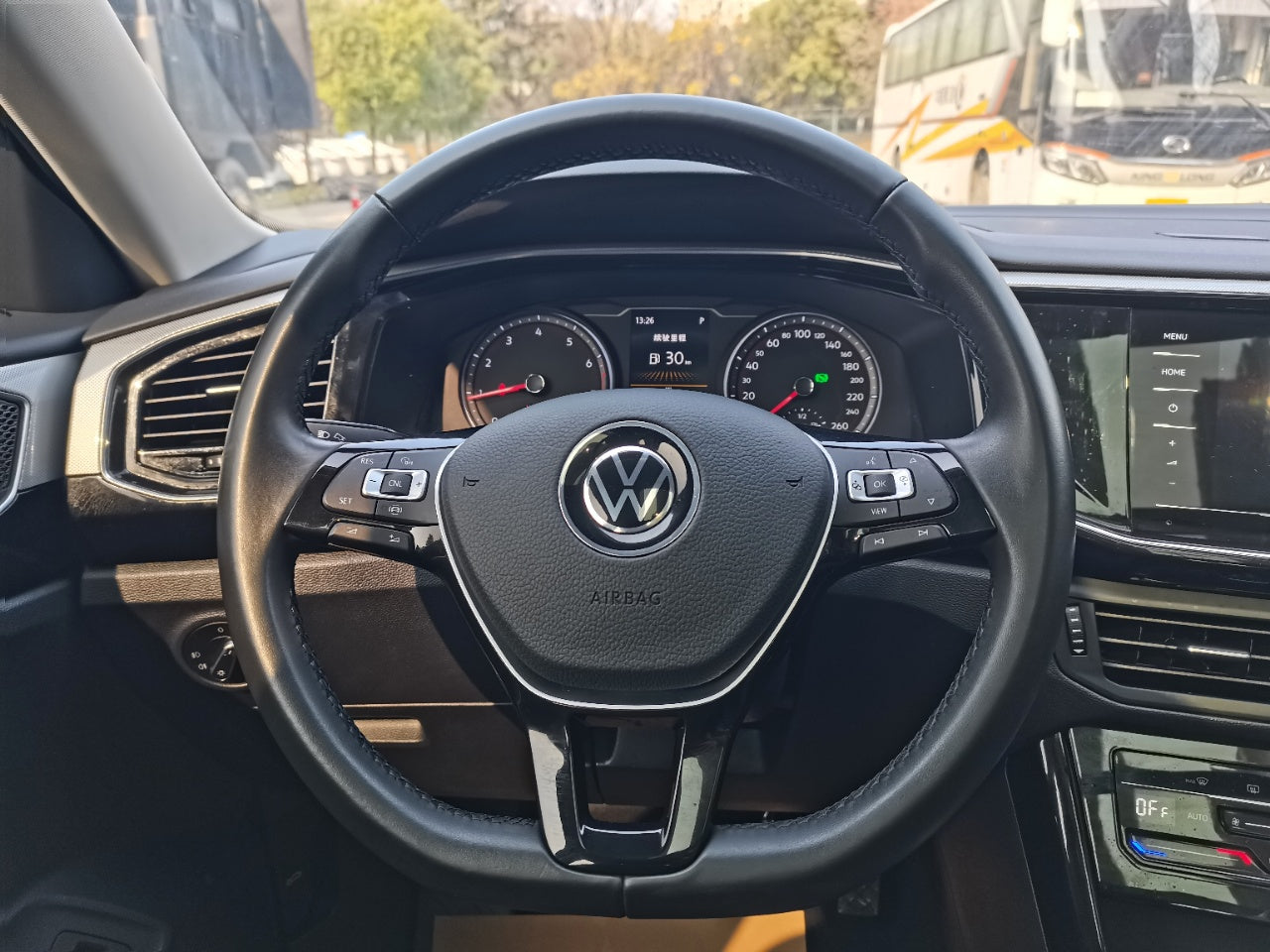 大众 探岳 2022款 280TSI 两驱豪华智联版