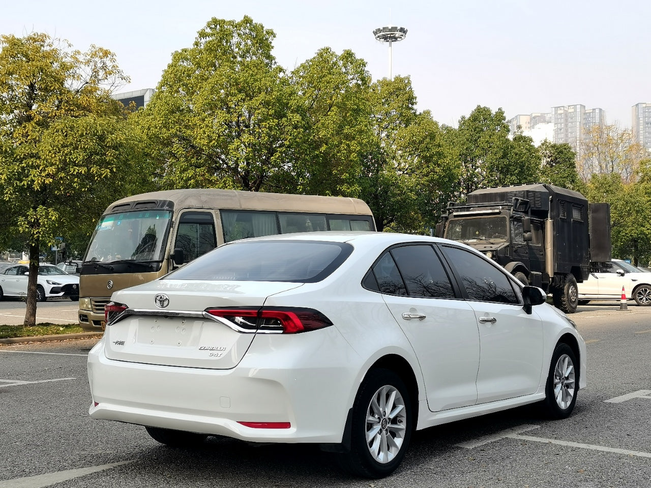 丰田 卡罗拉 2021款 1.2T S-CVT精英PLUS版