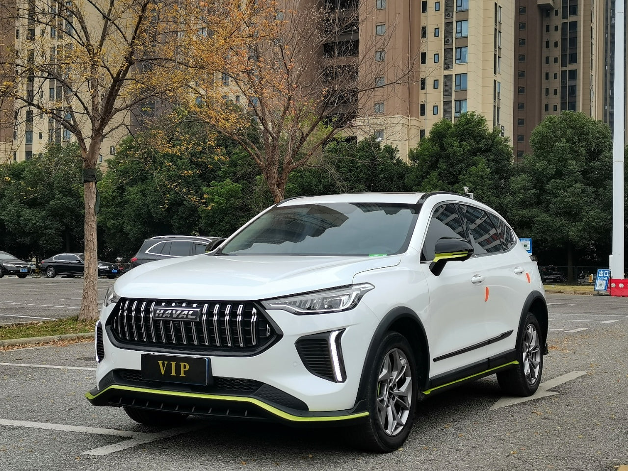 哈弗赤兔 2022款 劲享版 1.5T 紫铜兔