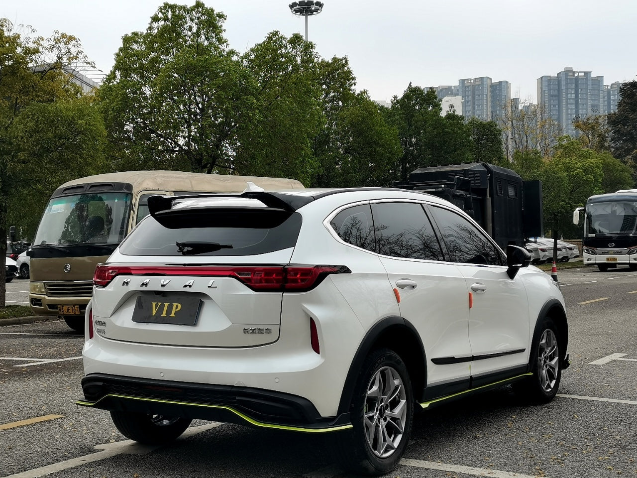 哈弗赤兔 2022款 劲享版 1.5T 紫铜兔