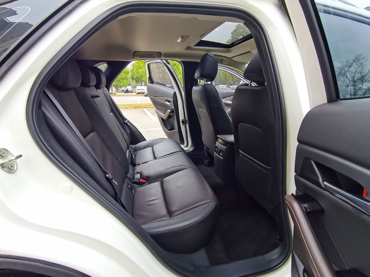 马自达CX-30 2021款 2.0L 自动嘉悦型